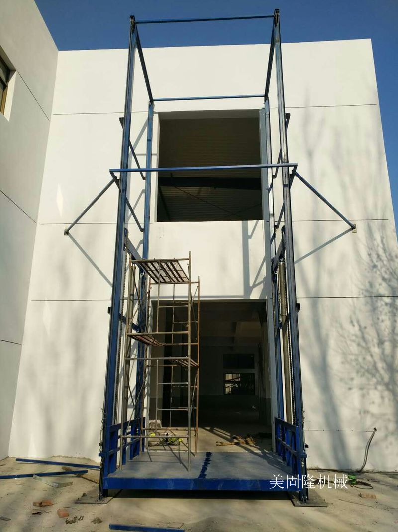 揭阳仓库专用导轨式升降货梯价格